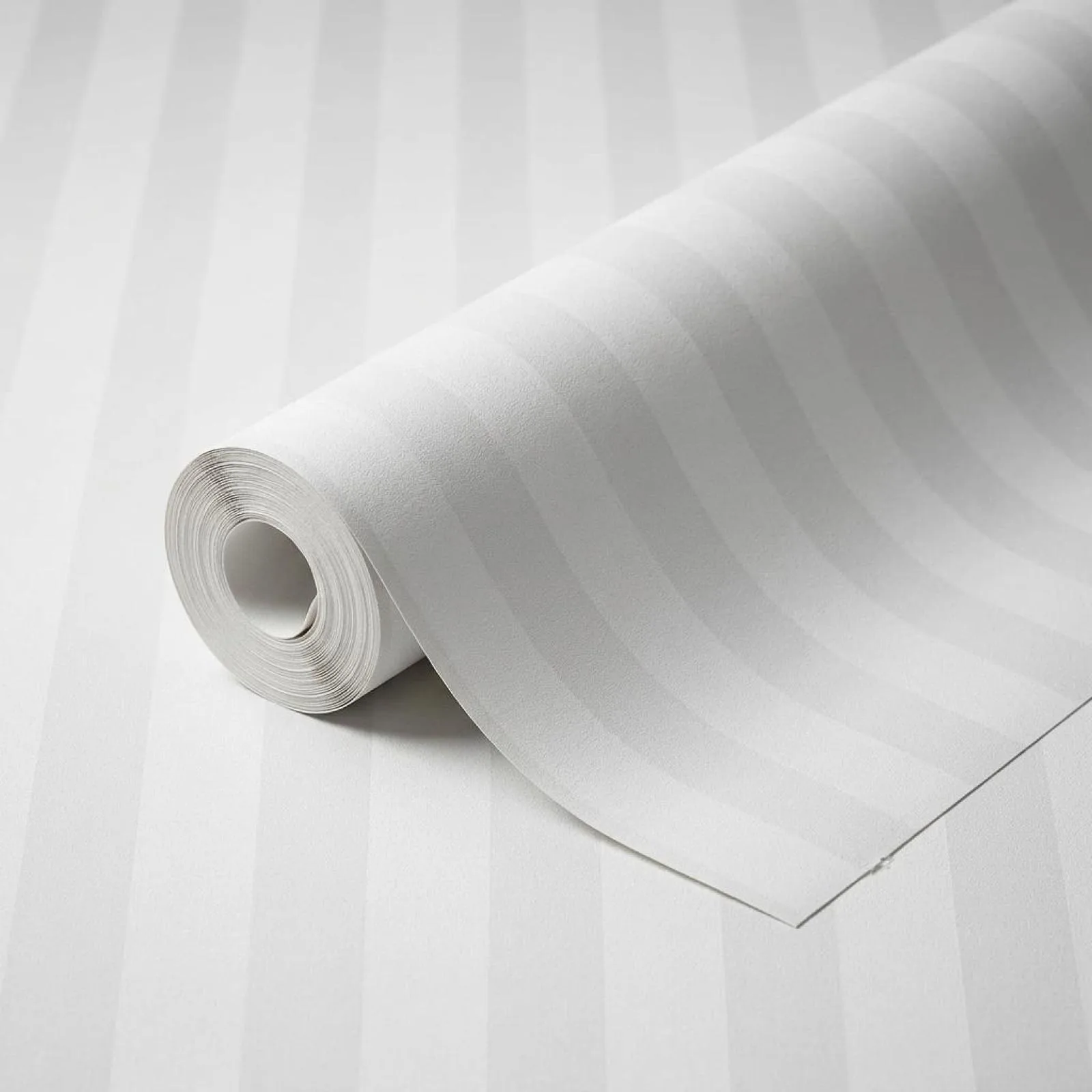 Rose Line non-woven wallpaper ref 32452-1, Selective collection – Morphelli Lebanon
